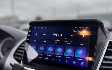 Mitsubishi L200 IV рестайлинг, 2013 год, 1 850 000 рублей, 26 фотография