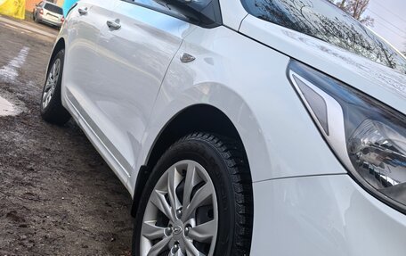 Hyundai Solaris II рестайлинг, 2019 год, 1 390 000 рублей, 6 фотография