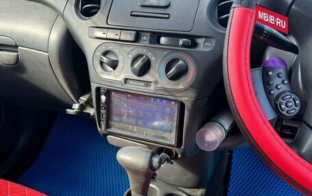 Toyota Vitz, 2003 год, 310 000 рублей, 4 фотография