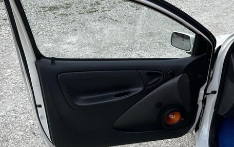 Toyota Vitz, 2003 год, 310 000 рублей, 11 фотография