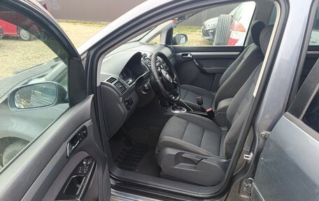 Volkswagen Touran III, 2004 год, 495 000 рублей, 9 фотография