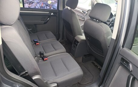 Volkswagen Touran III, 2004 год, 495 000 рублей, 7 фотография