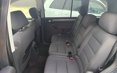 Volkswagen Touran III, 2004 год, 495 000 рублей, 8 фотография