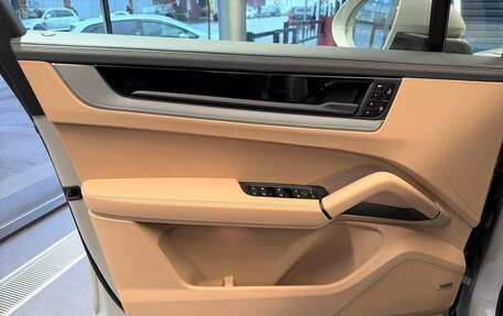 Porsche Cayenne III, 2025 год, 19 790 000 рублей, 17 фотография