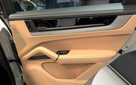 Porsche Cayenne III, 2025 год, 19 790 000 рублей, 20 фотография