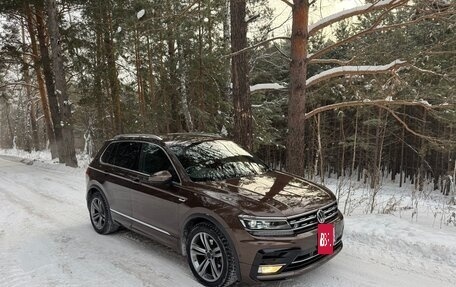 Volkswagen Tiguan II, 2017 год, 2 370 000 рублей, 2 фотография