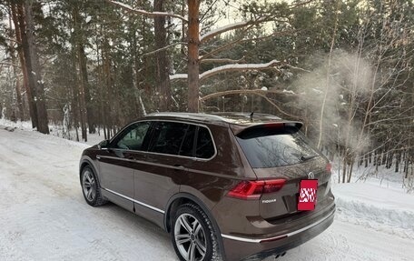 Volkswagen Tiguan II, 2017 год, 2 370 000 рублей, 6 фотография