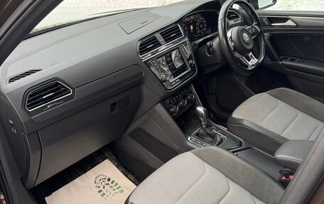 Volkswagen Tiguan II, 2017 год, 2 370 000 рублей, 16 фотография