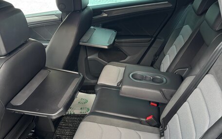 Volkswagen Tiguan II, 2017 год, 2 370 000 рублей, 26 фотография