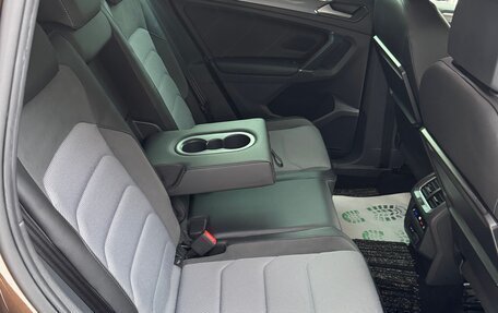 Volkswagen Tiguan II, 2017 год, 2 370 000 рублей, 25 фотография