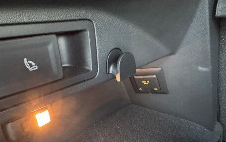 Volkswagen Tiguan II, 2017 год, 2 370 000 рублей, 28 фотография