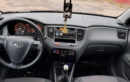 KIA Rio II, 2007 год, 380 000 рублей, 8 фотография