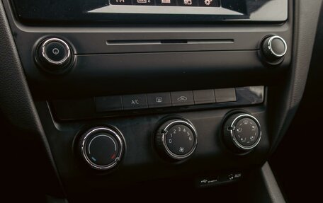 Skoda Octavia, 2015 год, 1 055 000 рублей, 15 фотография