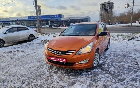 Hyundai Solaris II рестайлинг, 2015 год, 800 000 рублей, 1 фотография