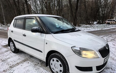 Skoda Fabia II, 2012 год, 450 000 рублей, 4 фотография
