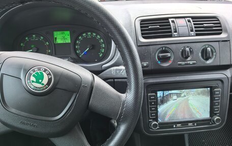 Skoda Fabia II, 2012 год, 450 000 рублей, 29 фотография