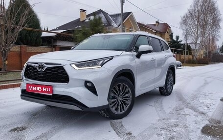 Toyota Highlander, 2025 год, 5 460 000 рублей, 3 фотография