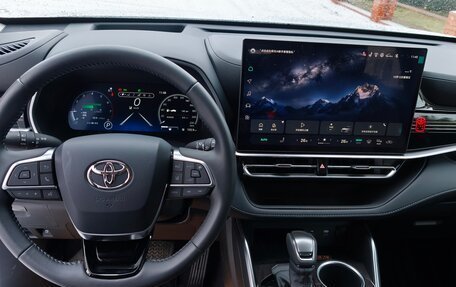 Toyota Highlander, 2025 год, 5 460 000 рублей, 20 фотография