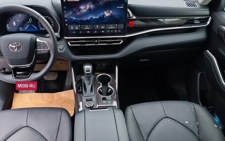 Toyota Highlander, 2025 год, 5 460 000 рублей, 19 фотография