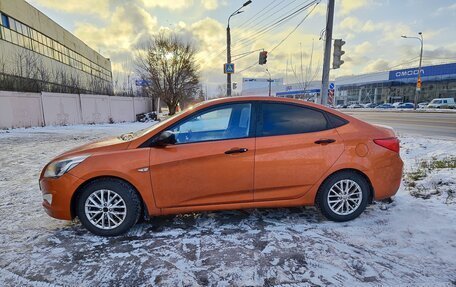 Hyundai Solaris II рестайлинг, 2015 год, 800 000 рублей, 2 фотография