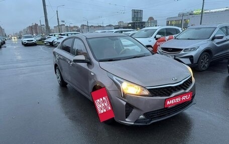 KIA Rio IV, 2020 год, 960 000 рублей, 4 фотография