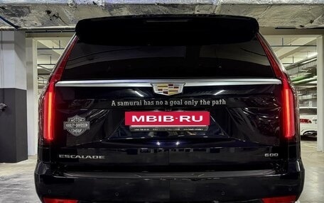 Cadillac Escalade V, 2023 год, 14 000 000 рублей, 2 фотография