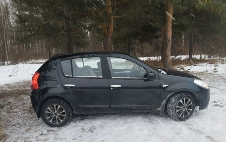Renault Sandero I, 2013 год, 370 000 рублей, 8 фотография