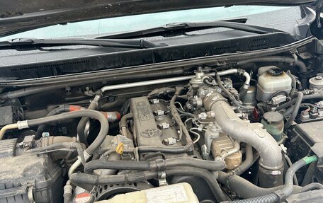 Toyota Land Cruiser Prado 150 рестайлинг 2, 2014 год, 3 600 000 рублей, 15 фотография