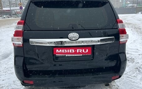 Toyota Land Cruiser Prado 150 рестайлинг 2, 2014 год, 3 600 000 рублей, 7 фотография