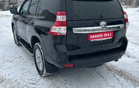 Toyota Land Cruiser Prado 150 рестайлинг 2, 2014 год, 3 600 000 рублей, 6 фотография