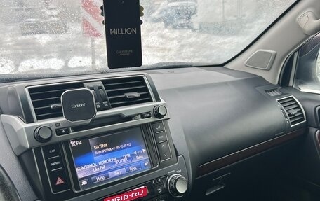 Toyota Land Cruiser Prado 150 рестайлинг 2, 2014 год, 3 600 000 рублей, 17 фотография