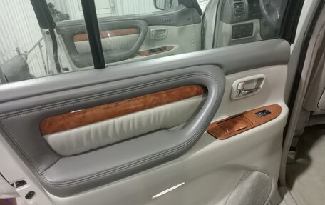 Lexus LX II, 2005 год, 2 380 000 рублей, 11 фотография