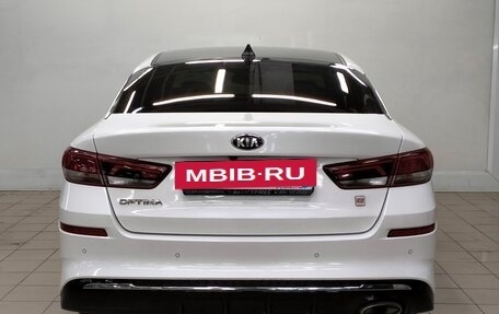 KIA Optima IV, 2019 год, 1 880 000 рублей, 3 фотография