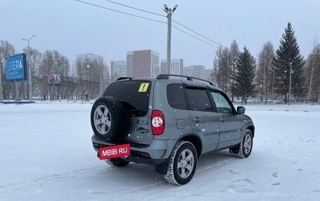 Chevrolet Niva I рестайлинг, 2015 год, 700 000 рублей, 3 фотография