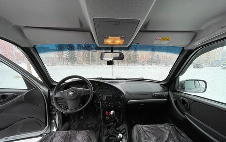 Chevrolet Niva I рестайлинг, 2015 год, 700 000 рублей, 14 фотография