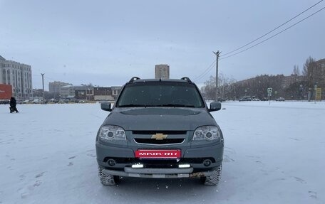 Chevrolet Niva I рестайлинг, 2015 год, 700 000 рублей, 8 фотография