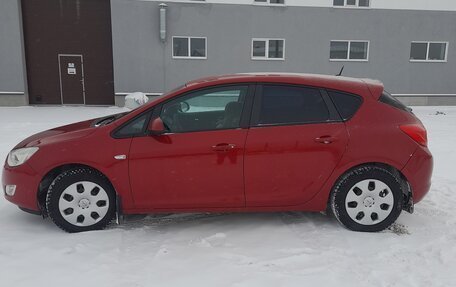 Opel Astra J, 2010 год, 595 000 рублей, 6 фотография