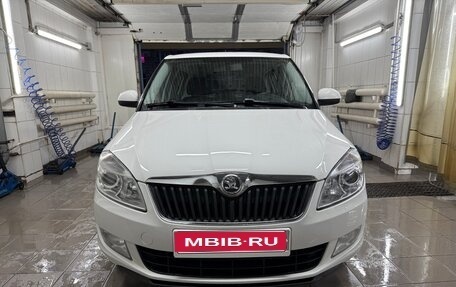 Skoda Fabia II, 2014 год, 999 999 рублей, 1 фотография