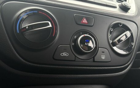 Hyundai Solaris II рестайлинг, 2021 год, 1 227 800 рублей, 16 фотография