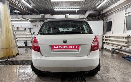 Skoda Fabia II, 2014 год, 999 999 рублей, 4 фотография