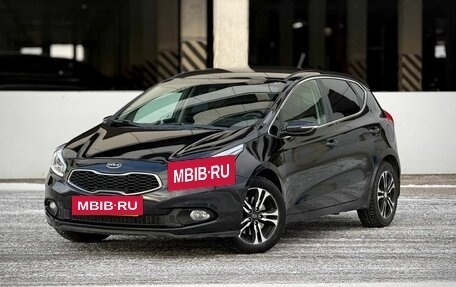 KIA cee'd III, 2013 год, 999 999 рублей, 12 фотография