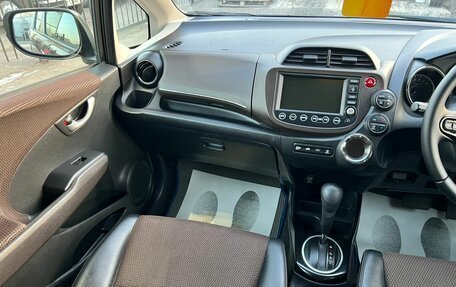 Honda Fit Shuttle I рестайлинг, 2013 год, 1 159 000 рублей, 16 фотография
