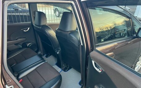 Honda Fit Shuttle I рестайлинг, 2013 год, 1 159 000 рублей, 13 фотография