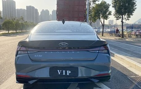 Hyundai Elantra, 2022 год, 1 350 000 рублей, 5 фотография