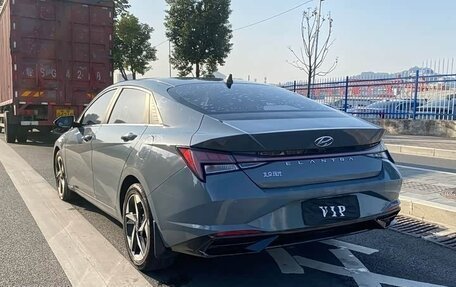 Hyundai Elantra, 2022 год, 1 350 000 рублей, 4 фотография