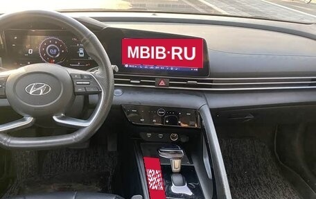 Hyundai Elantra, 2022 год, 1 350 000 рублей, 11 фотография