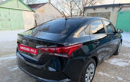 Hyundai Solaris II рестайлинг, 2020 год, 800 000 рублей, 4 фотография