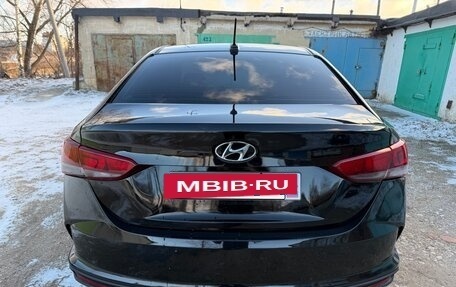 Hyundai Solaris II рестайлинг, 2020 год, 800 000 рублей, 5 фотография