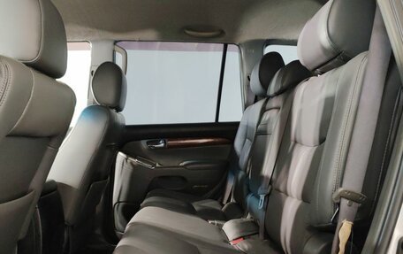 Toyota Land Cruiser Prado 120 рестайлинг, 2004 год, 1 470 000 рублей, 11 фотография