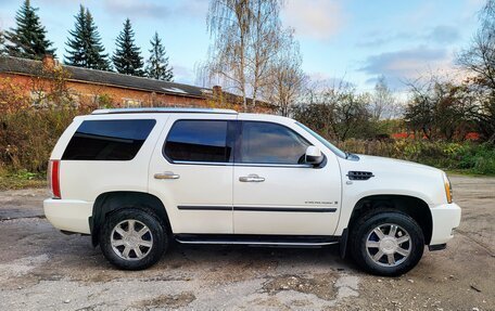Cadillac Escalade III, 2007 год, 1 300 000 рублей, 4 фотография